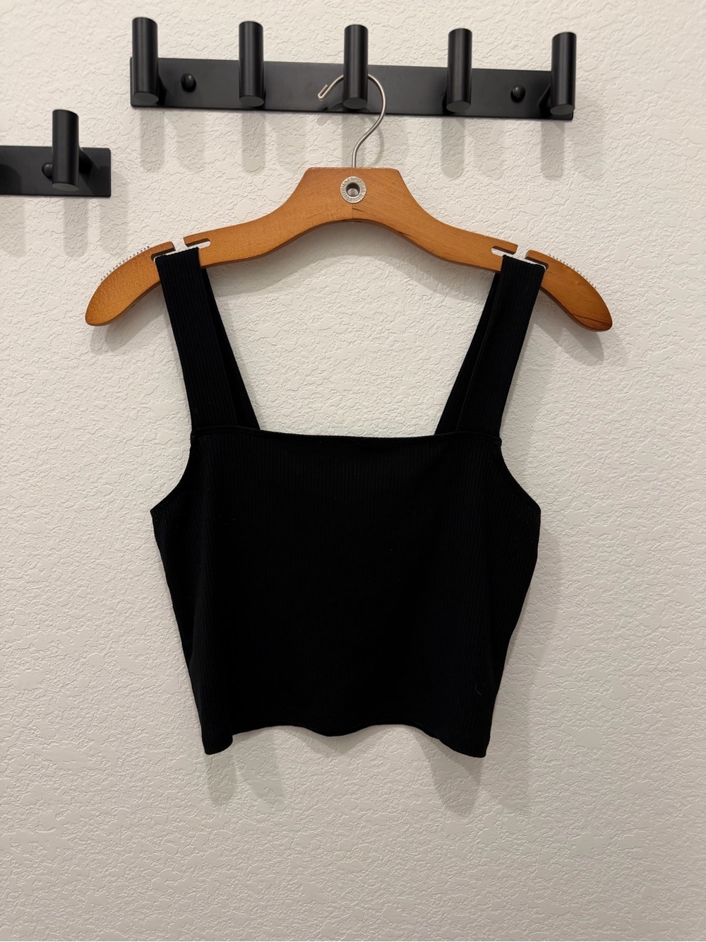 American Eagle Outfitters Black Ribbed Square-Neck Crop Cami